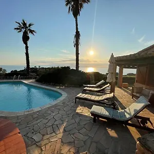  Villa With Swimming Pool And Amazing View